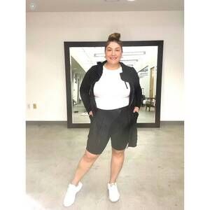 NEW SANTE GRACE biker short with pocket - plus size in black